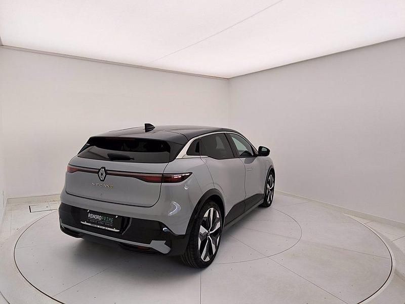 Usata Renault Megane E-Tech Techno 160 kW (218 CV) 2023 Grigio Berlina