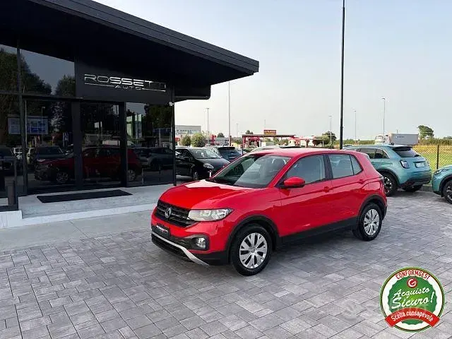 Usata VW T-Cross 95 CV (69 kW) 2019 Rosso SUV
