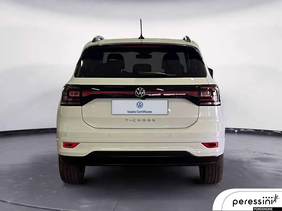 Usata VW T-Cross Sportline 110 CV (80 kW) 2023 Bianco SUV