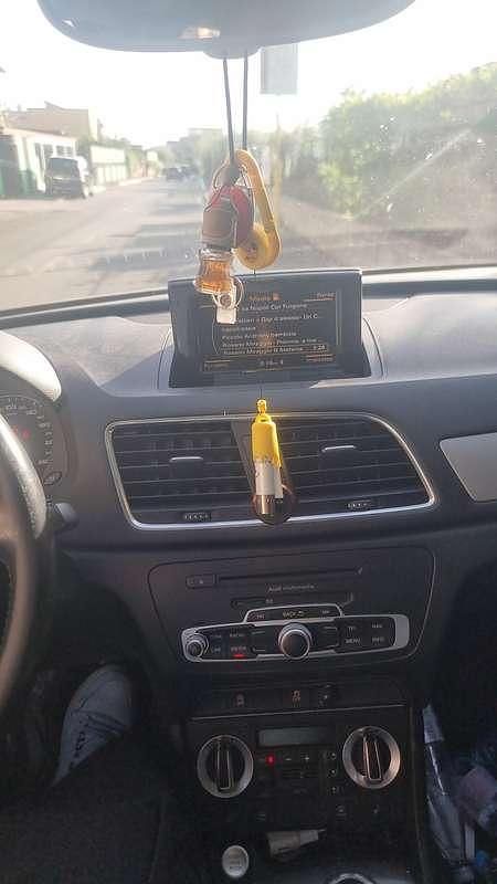 Nero Usata 2013 Audi Q3 Business SUV | 9500 € (Super prezzo) - Immagine 1/3