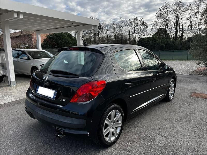 Usata Peugeot 207 110 CV (80 kW) 2007 Nero Berlina