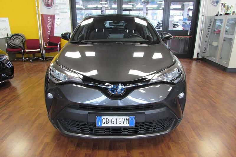 Usata Toyota C-HR Business Edition 98 CV (72 kW) 2020 Grigio SUV