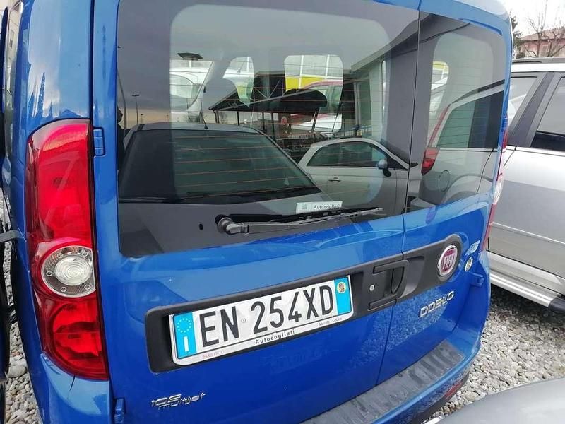 Usata Fiat Doblò Emotion 105 CV (77 kW) 2012 Monovolume