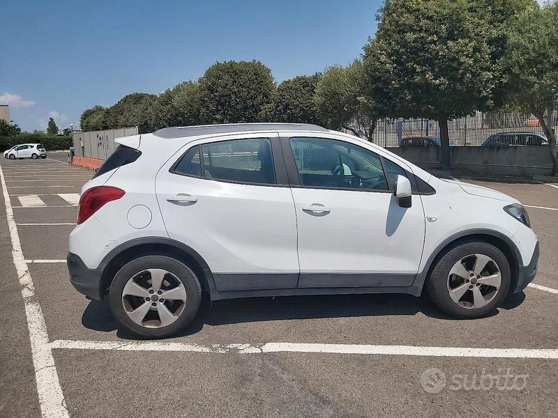 Usata Opel Mokka 115 CV (84 kW) 2014 Bianco SUV