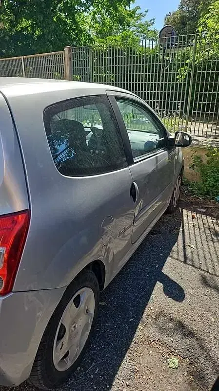 Usata Renault Twingo Dynamique 76 CV (55 kW) 2010 Grigio Utilitaria