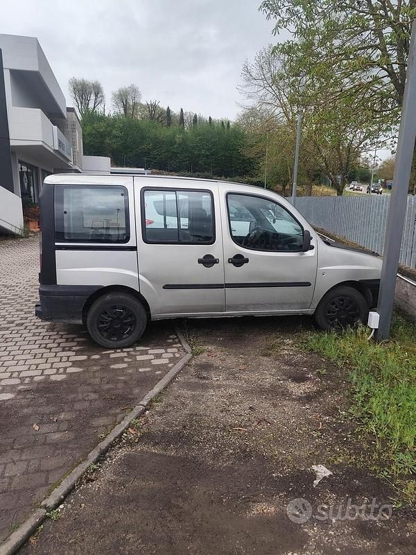 Usata Fiat Doblò 2003 Grigio Monovolume