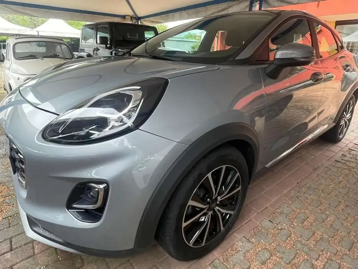 Usata Ford Puma Titanium 125 CV (91 kW) 2022 Argento SUV