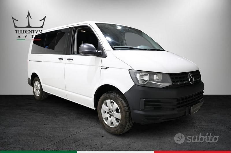 Usata VW Caravelle Trendline 150 CV (110 kW) 2017 Bianco Monovolume