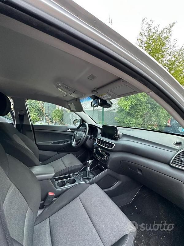 Usata Hyundai Tucson 136 CV (100 kW) 2019 Grigio SUV
