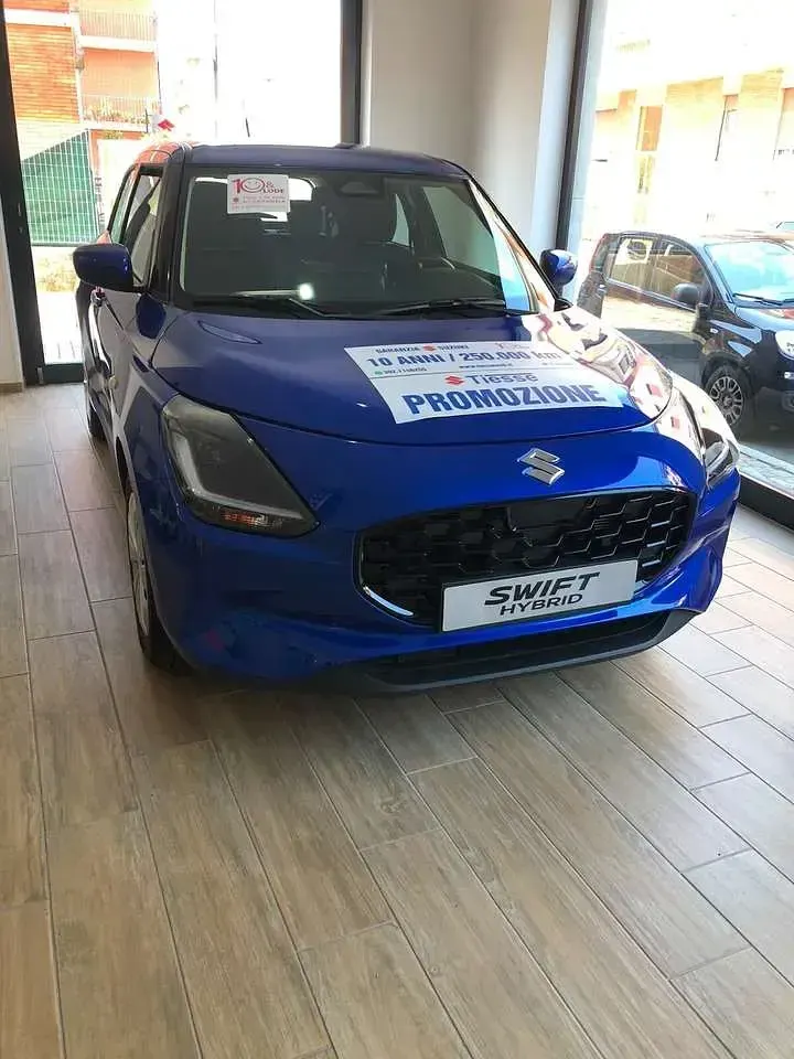 Nuova Suzuki Swift 82 CV (60 kW) 2026 Blu/azzurro Utilitaria
