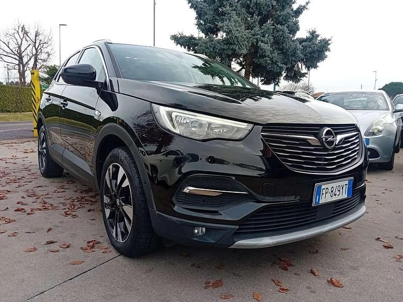 Usata Opel Grandland X Business 131 CV (96 kW) 2018 Nero SUV