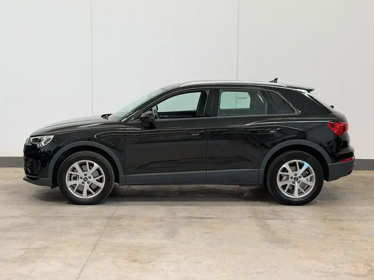 Usata Audi Q3 Ambiente 150 CV (110 kW) 2021 Nero SUV