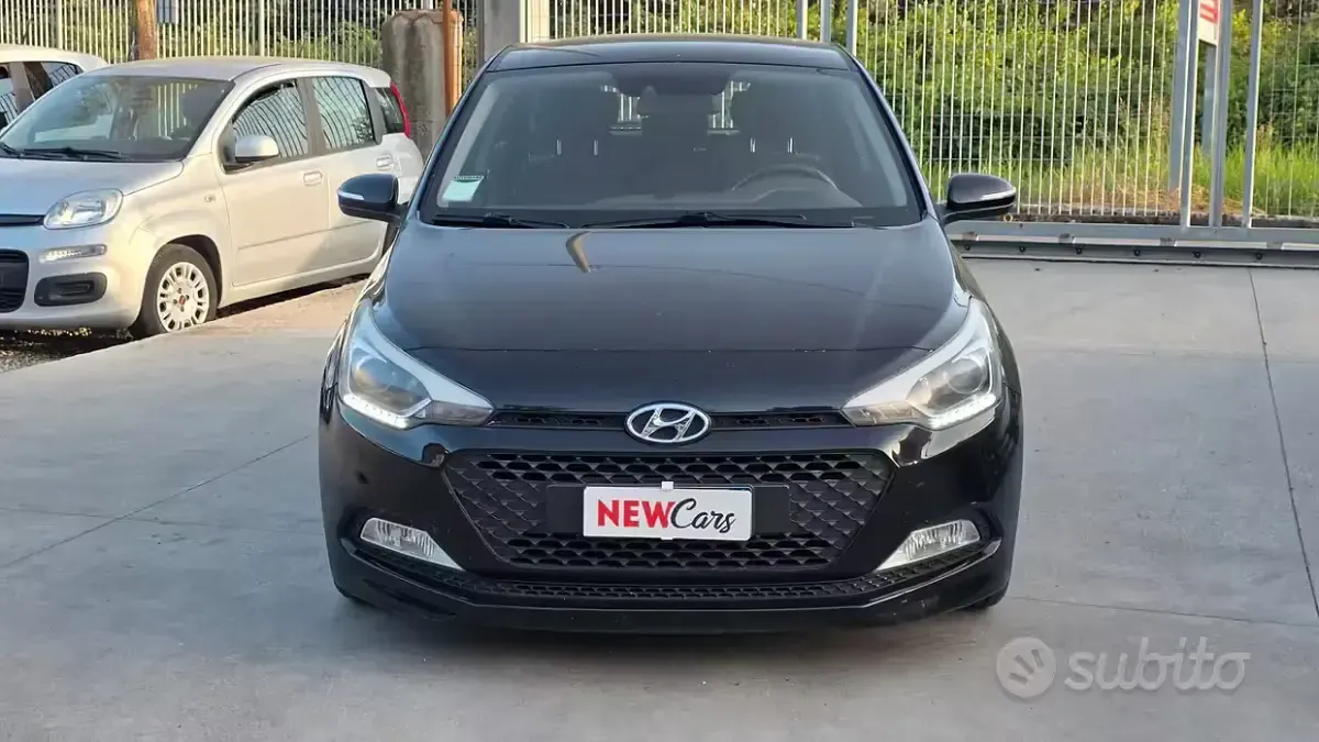 Usata Hyundai i20 Classic 82 CV (60 kW) 2015 Nero Berlina