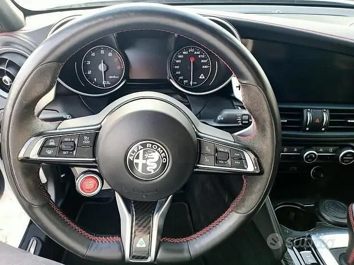 Usata Alfa Romeo Giulia Quadrifoglio 510 CV (375 kW) 2020 Bianco Berlina