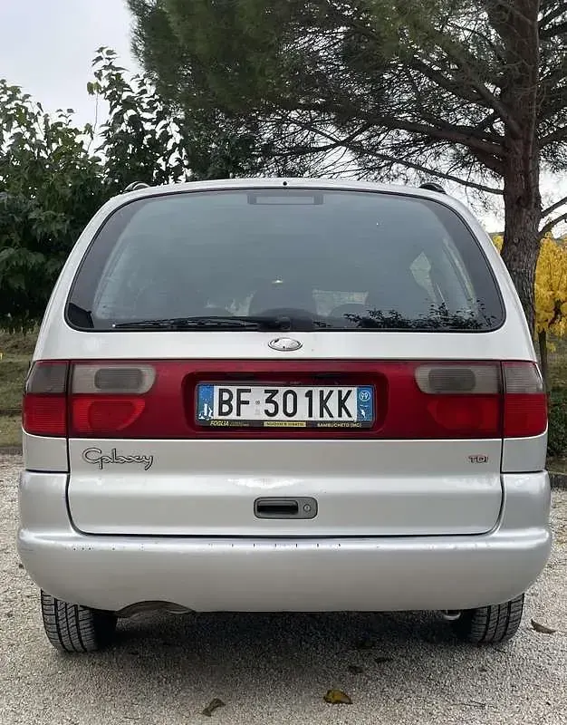 Usata Ford Galaxy 110 CV (80 kW) 1999 Monovolume