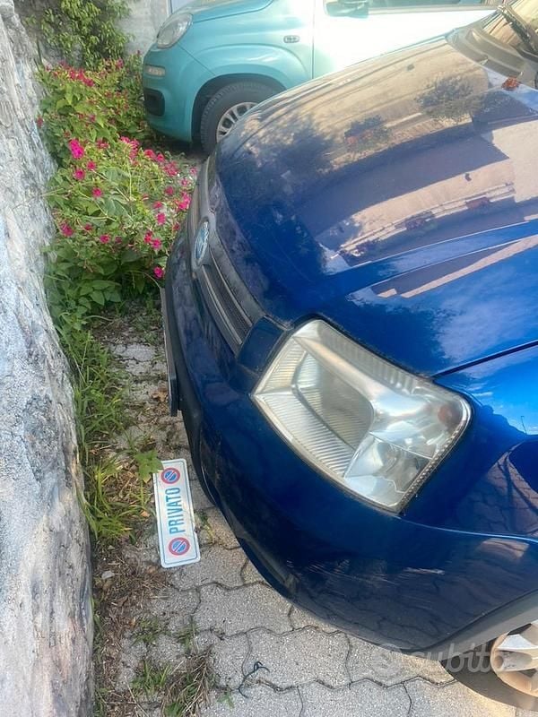 Usata Fiat Panda 4x4 2007 Blu Utilitaria