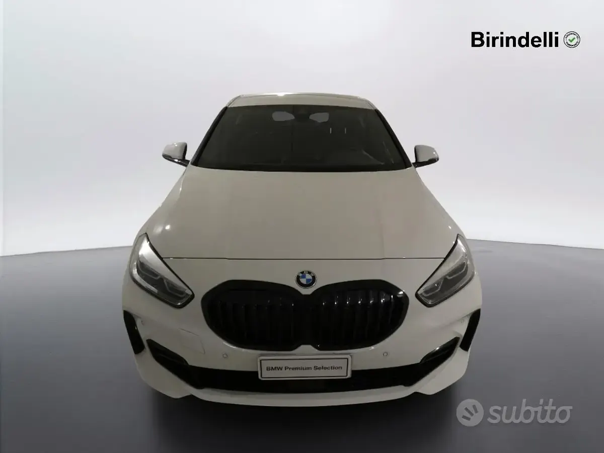 Usata BMW 120 Shadowline 190 CV (139 kW) 2023 Bianco Utilitaria