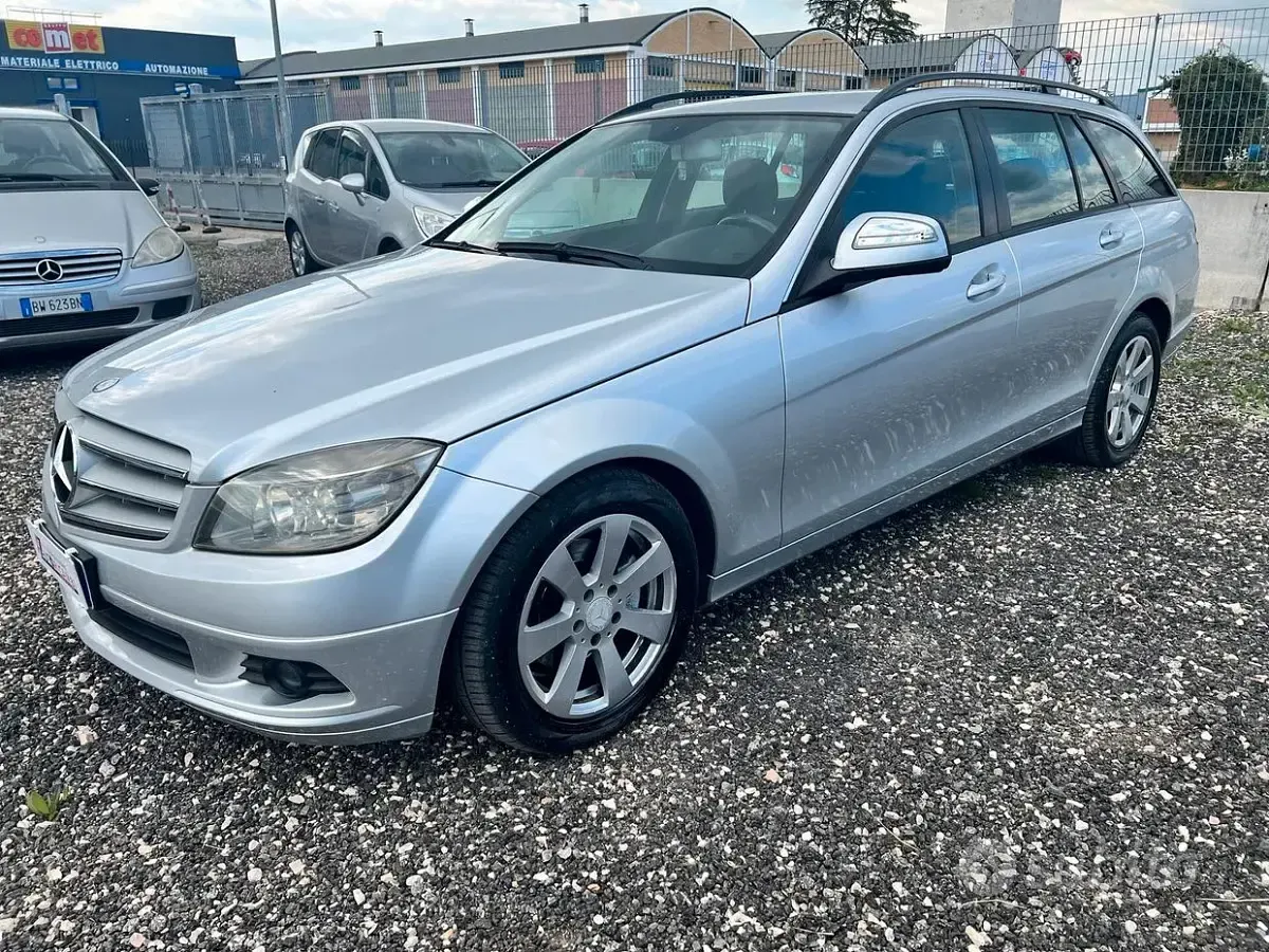 Usata Mercedes C220 Avantgarde 170 CV (125 kW) 2008 Grigio Station wagon