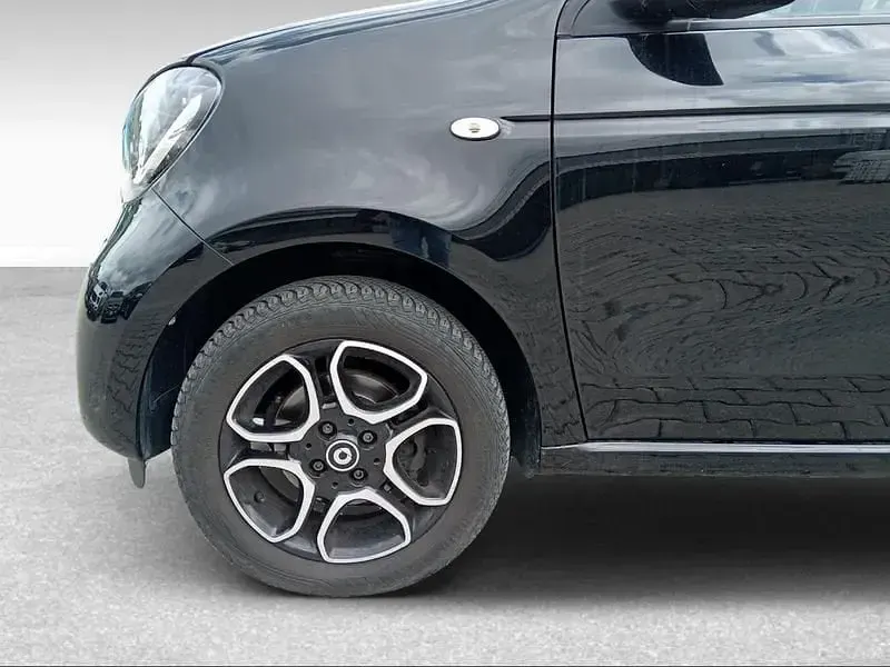 Usata Smart ForFour Passion 90 CV (66 kW) 2019 Nero Utilitaria