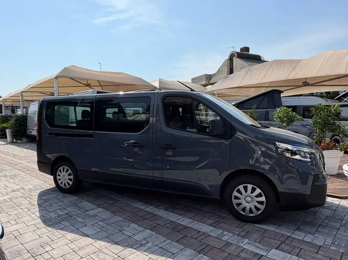 Nuova Nissan Primastar 150 CV (110 kW) 2025 Grigio Monovolume