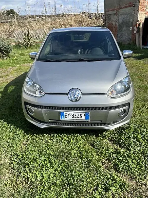 Usata VW up! Highline 68 CV (50 kW) 2015 Grigio Utilitaria