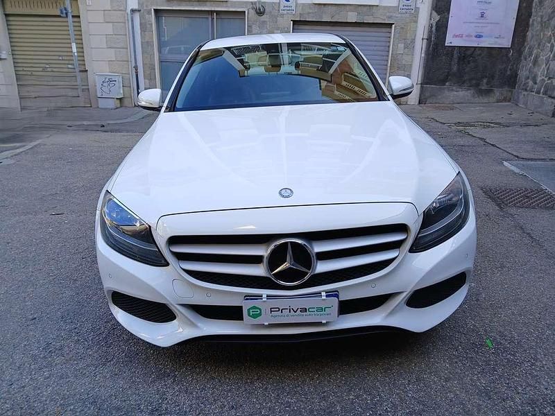 Usata Mercedes C200 Business 136 CV (100 kW) 2016 Bianco Berlina