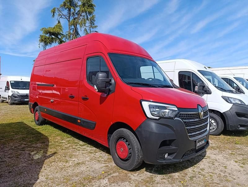 Usata Renault Master 150 CV (110 kW) 2022 Rosso Furgone