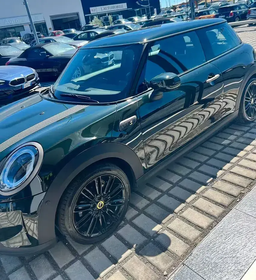 Usata Mini Cooper SE Resolute Edition 75 kW (102 CV) 2023 Verde Utilitaria