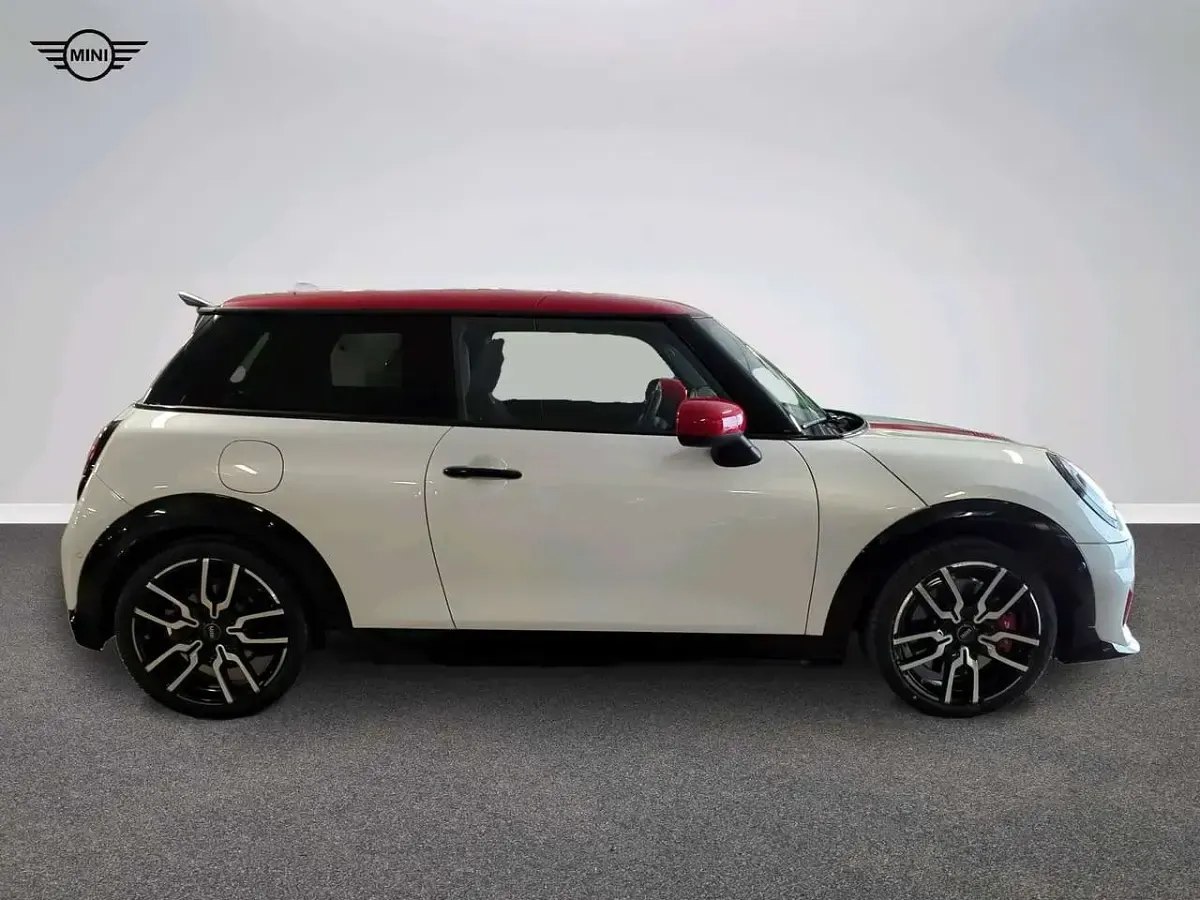 Usata Mini John Cooper Works 231 CV (169 kW) 2025 Bianco Utilitaria