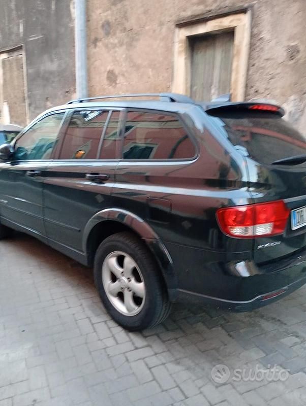 Usata SsangYong Kyron 141 CV (103 kW) 2008 Nero SUV