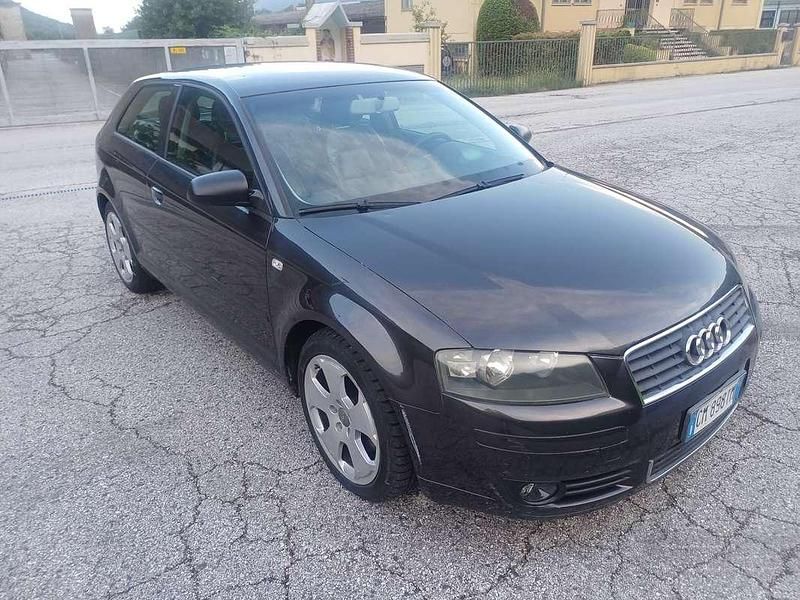 Usata 2004 Audi A3 Ambition Tre volumi | 2100 € (Ottimo prezzo) - Immagine 1/4
