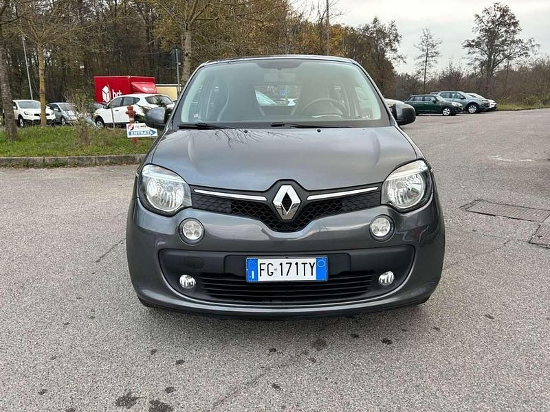 Usata Renault Twingo SE 69 CV (50 kW) 2016 Argento Utilitaria
