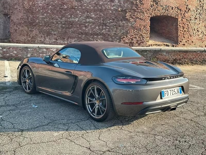 Usata Porsche 718 Boxster 2016 Grigio Cabrio