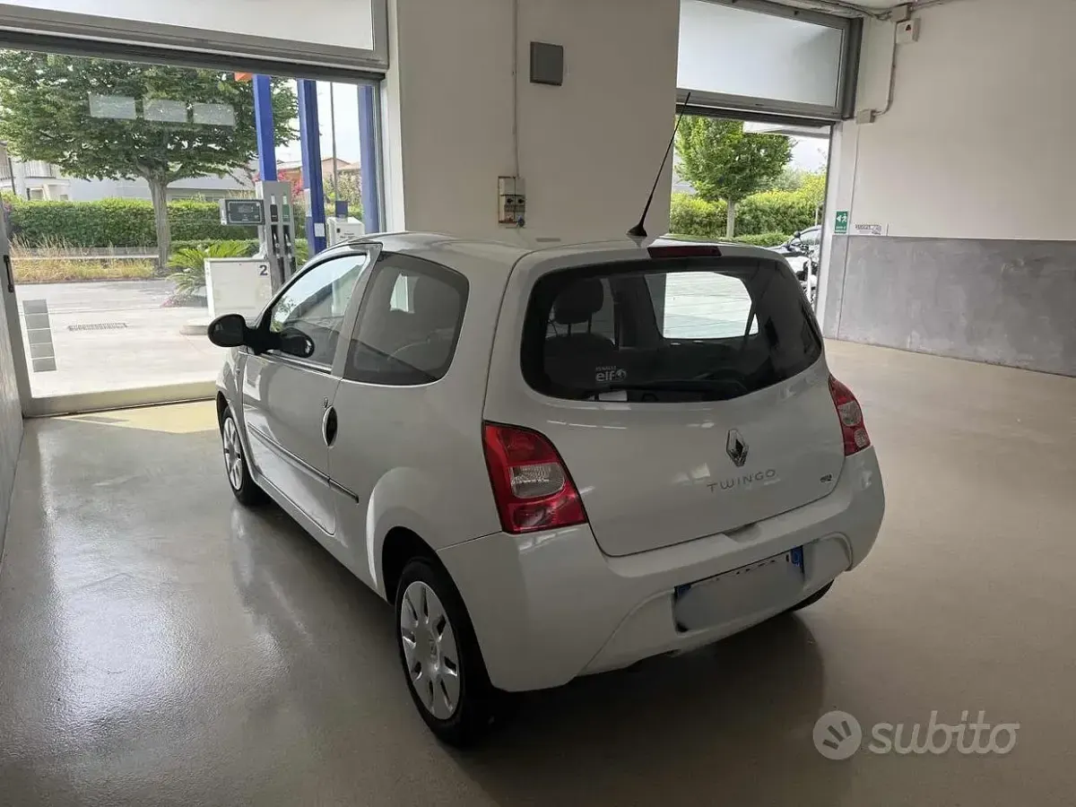 Usado Renault Twingo 58 CV (42 kW) 2010 Blanco Utilitario