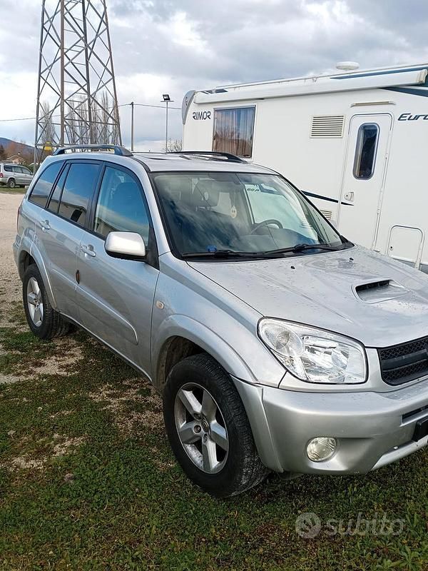 Usata Toyota RAV4 Sol 116 CV (85 kW) 2005 Grigio SUV
