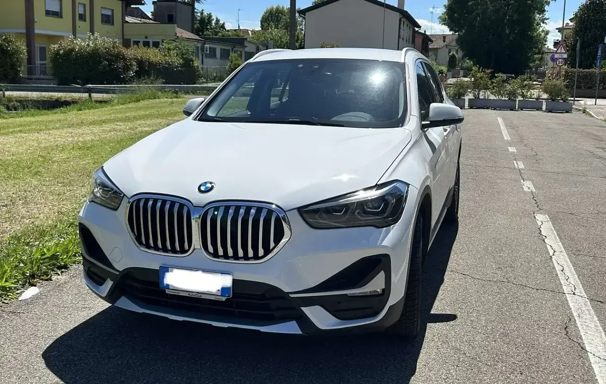 Usata BMW X1 Advantage 116 CV (85 kW) 2020 Bianco SUV