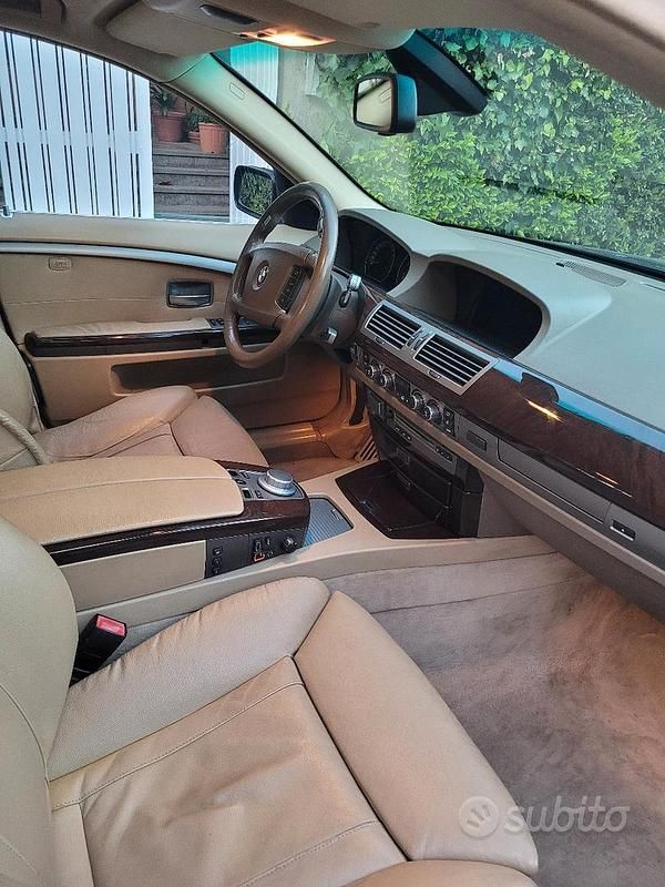 Usata BMW 730 231 CV (169 kW) 2007 Blu Berlina