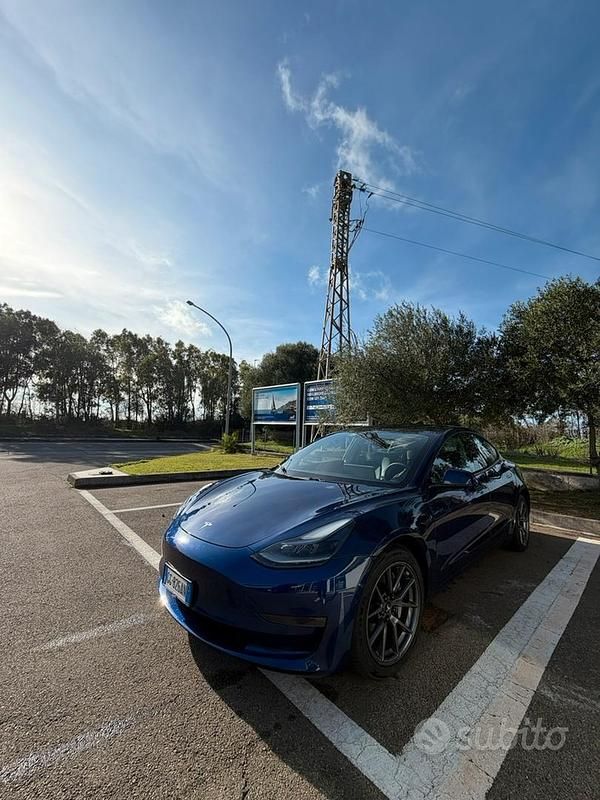 Usata Tesla Model 3 366 kW (498 CV) 2021 Blu Berlina