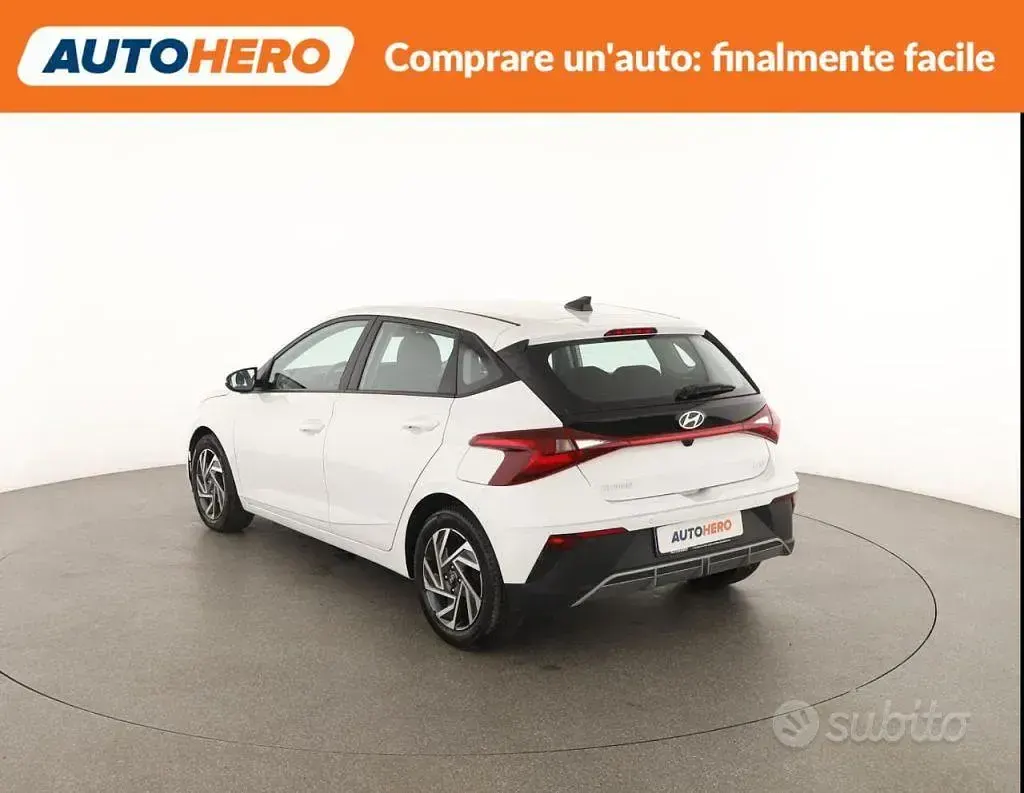 Usata Hyundai i20 79 CV (58 kW) 2025 Bianco Utilitaria
