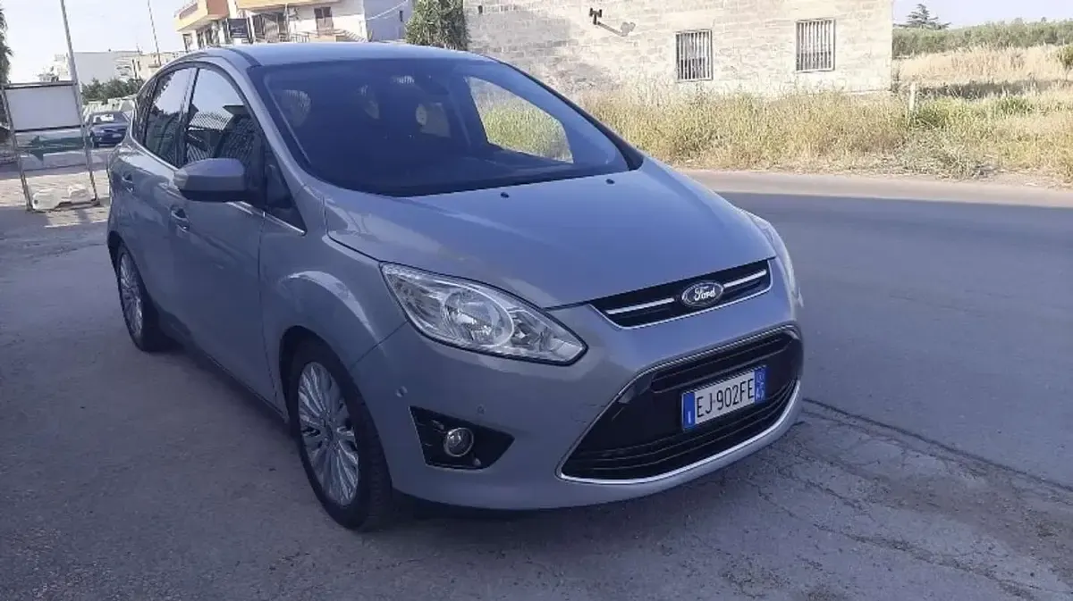 Usata Ford C-MAX Titanium 116 CV (85 kW) 2011 Monovolume