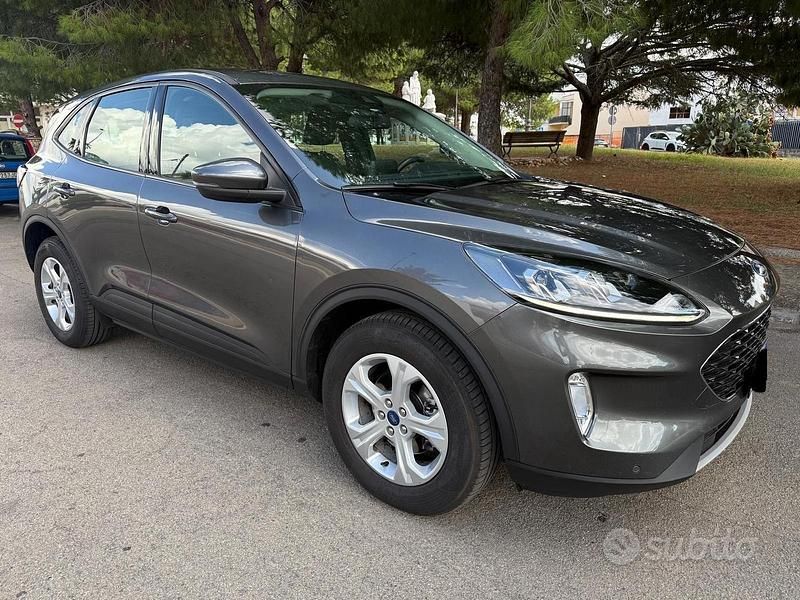 Usata Ford Kuga ST-Line X 120 CV (88 kW) 2021 Grigio SUV