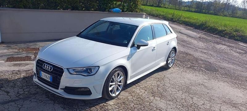 Usata Audi A3 Ambition 110 CV (80 kW) 2015 Bianco Berlina