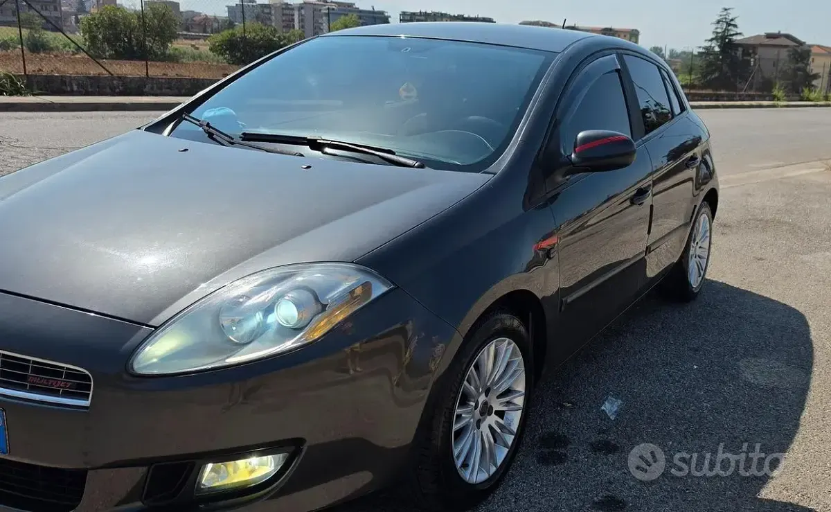 Usata Fiat Bravo Active 120 CV (88 kW) 2007 Grigio Utilitaria