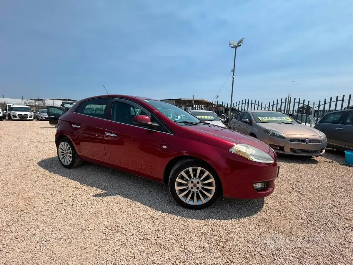 Usata Fiat Bravo Dynamic 120 CV (88 kW) 2008 Rosso Utilitaria
