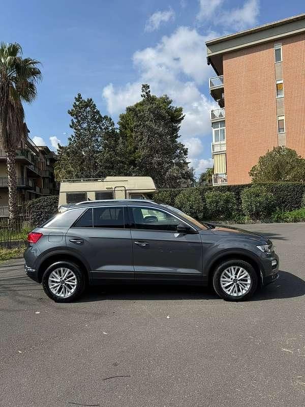 Usata VW T-Roc Style 150 CV (110 kW) 2021 Grigio SUV