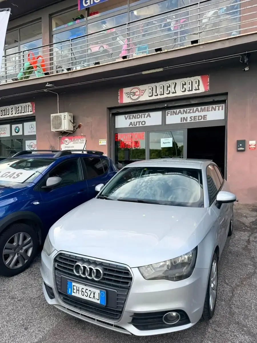 Usata Audi A1 Ambition 105 CV (77 kW) 2011 Argento Utilitaria
