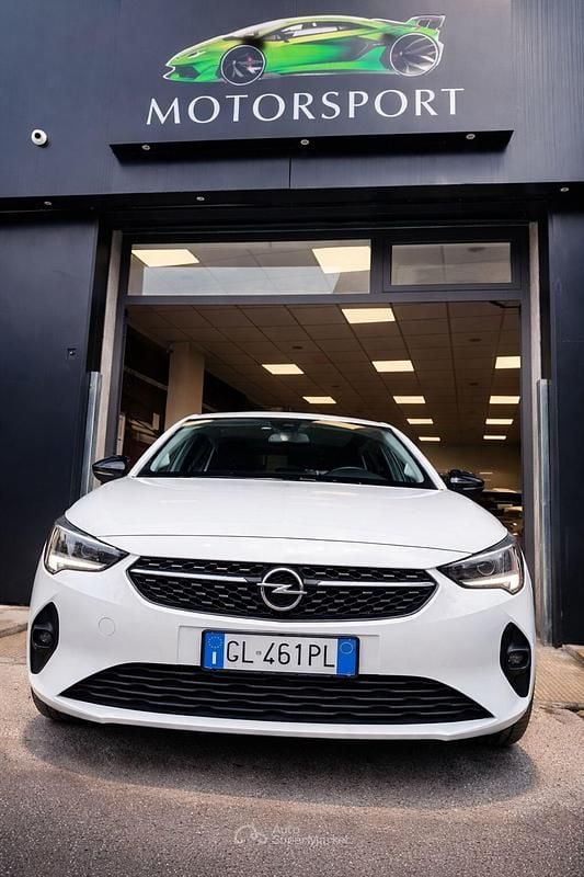 Usata Opel Corsa Elegance 102 CV (75 kW) 2022 Bianco Utilitaria
