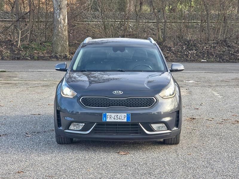 Usata Kia Niro Style 104 CV (76 kW) 2018 Grigio SUV