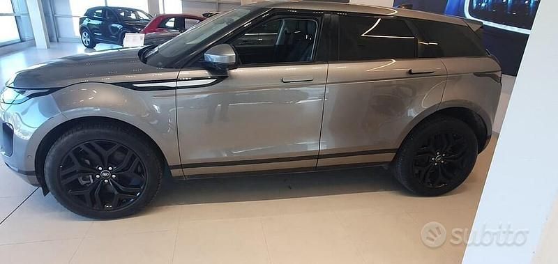 Usata Land Rover Range Rover evoque 203 CV (149 kW) 2021 Grigio SUV