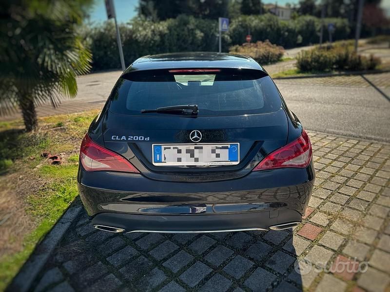 Usata Mercedes CLA200 Premium 136 CV (100 kW) 2018 Station wagon